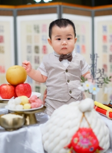 돌 행사 사진